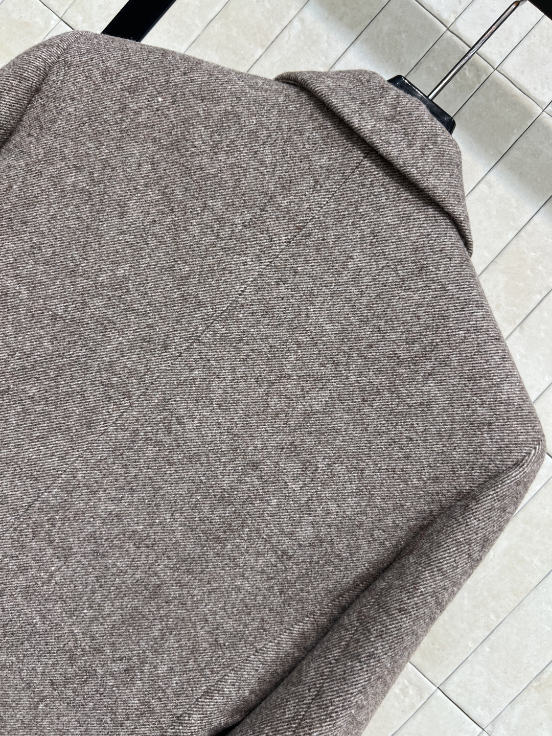 BC家 25秋冬新款 羊毛双排扣西装外套 选用高品质羊毛 轻盈抗风又保暖 秋冬穿超合适！经典logo双排