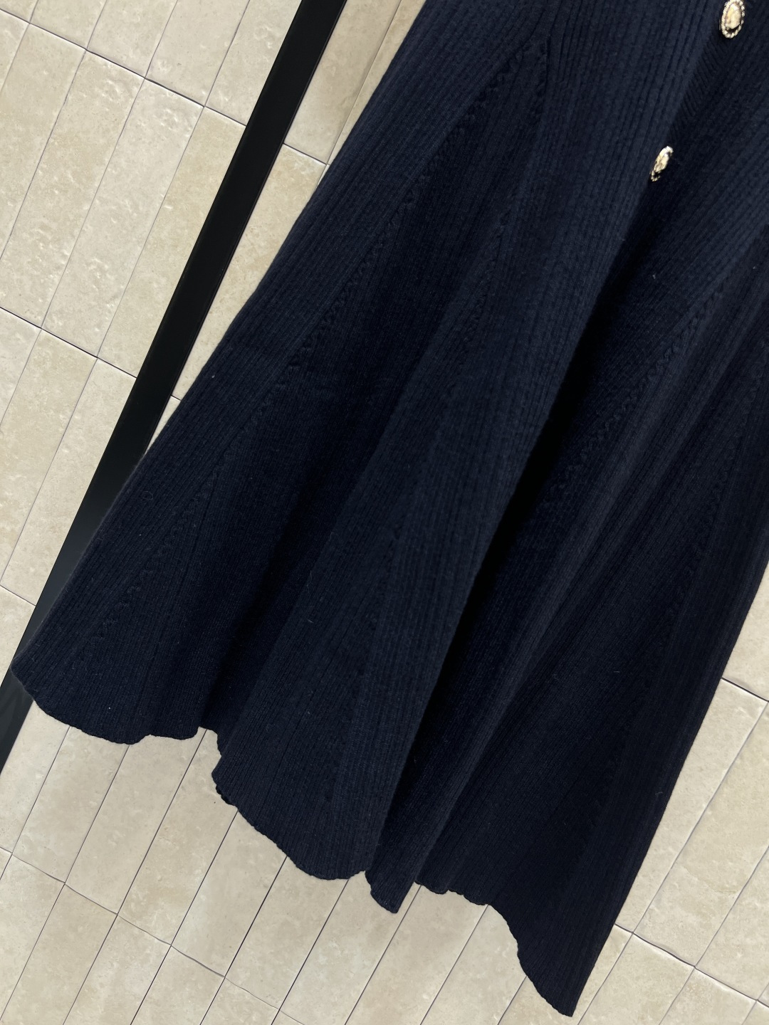 Self 25秋冬新款 藏蓝针织长款连衣裙 秋冬穿超舒服！立领+金色纽扣+腰带 复古小香风感满满 袖口白