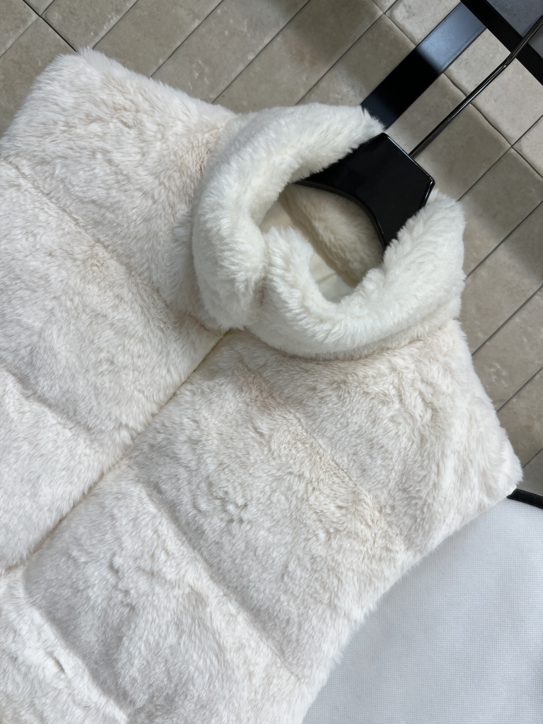 M家 25秋冬新款 泰迪绒羽绒立领马甲 外层柔软泰迪绒+内衬哑光合成面料 国标90鹅绒填充 轻盈又保暖 