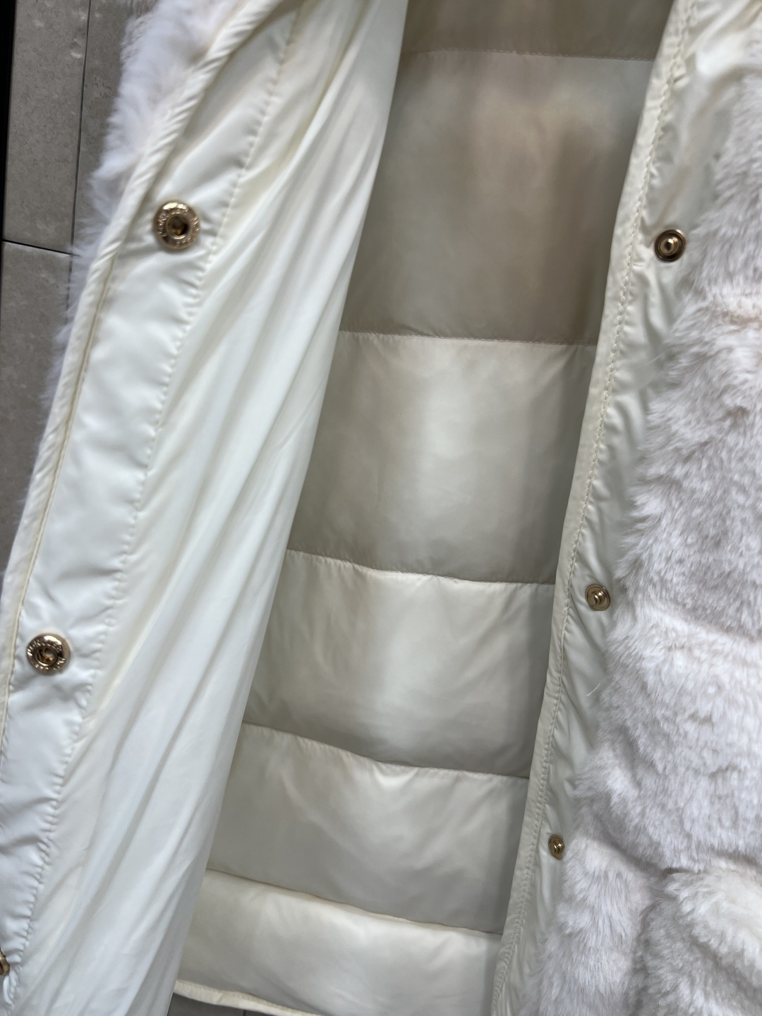 M家 25秋冬新款 泰迪绒羽绒立领马甲 外层柔软泰迪绒+内衬哑光合成面料 国标90鹅绒填充 轻盈又保暖 