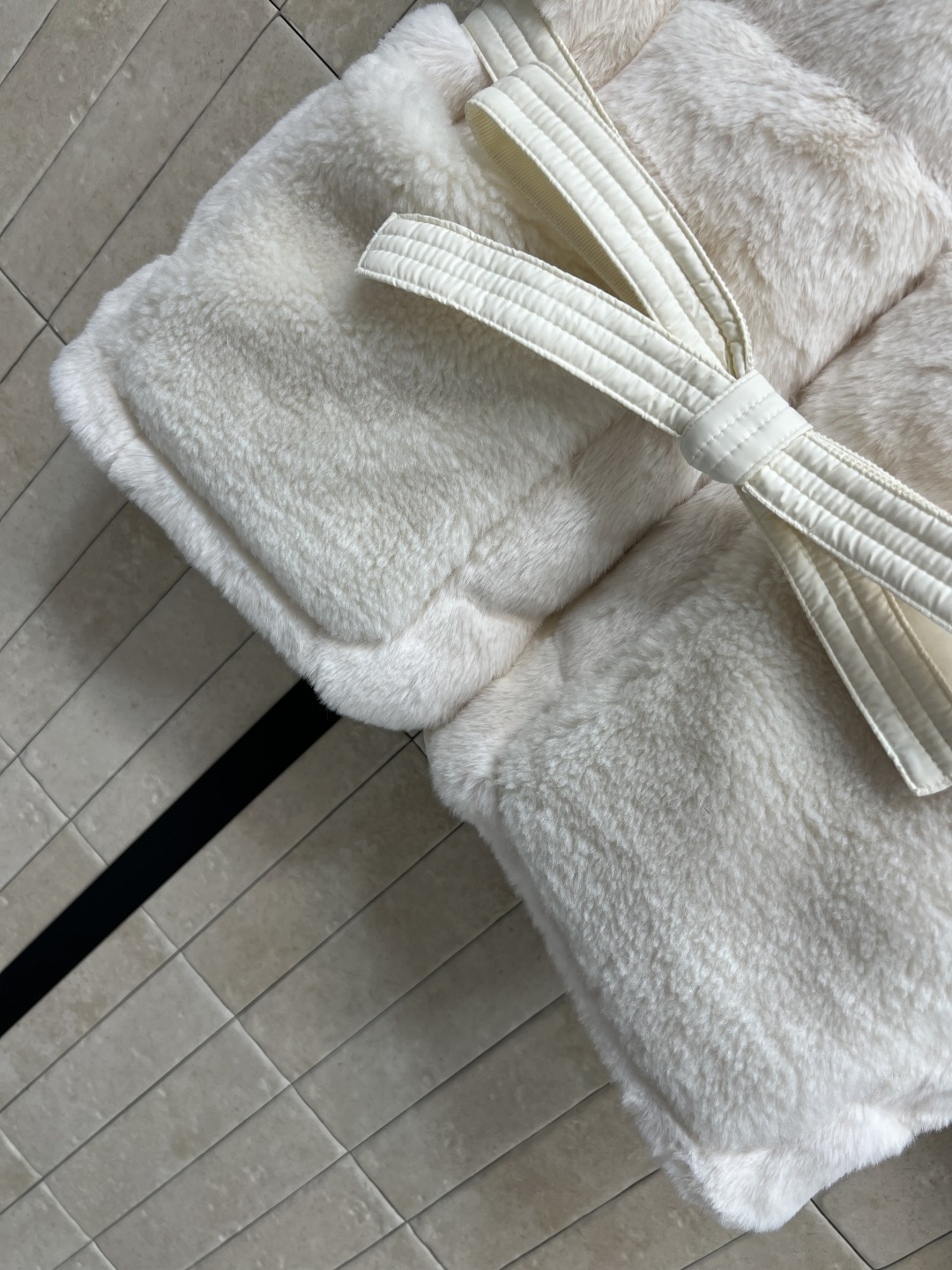 M家 25秋冬新款 泰迪绒羽绒立领马甲 外层柔软泰迪绒+内衬哑光合成面料 国标90鹅绒填充 轻盈又保暖 