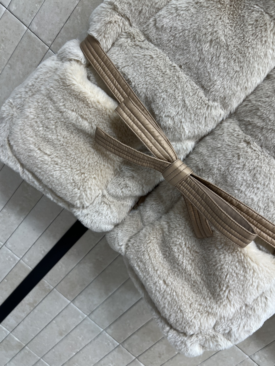 M家 25秋冬新款 泰迪绒羽绒立领马甲 外层柔软泰迪绒+内衬哑光合成面料 国标90鹅绒填充 轻盈又保暖 