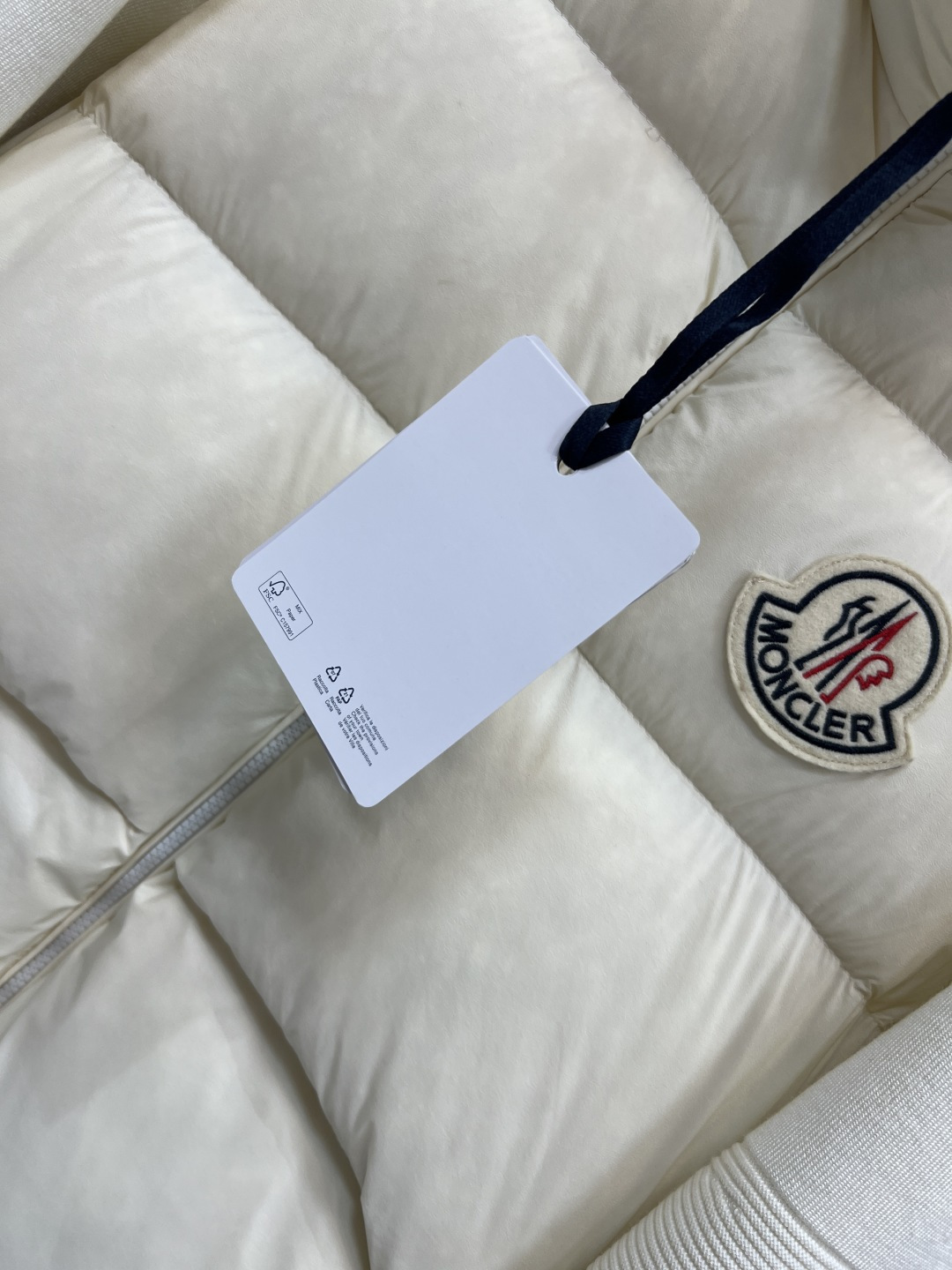 M家 25秋冬新款 针织拼接羽绒外套 针织袖口拼接羽绒衣身设计 柔软舒适又保暖 国标90鹅绒填充 秋冬穿