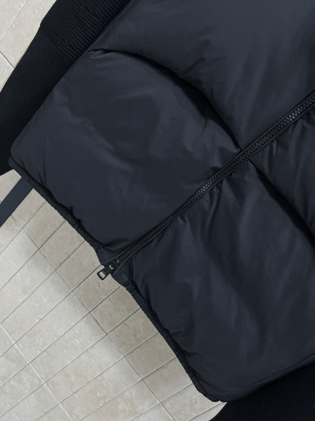 M家 25秋冬新款 针织拼接羽绒外套 针织袖口拼接羽绒衣身设计 柔软舒适又保暖 国标90鹅绒填充 秋冬穿