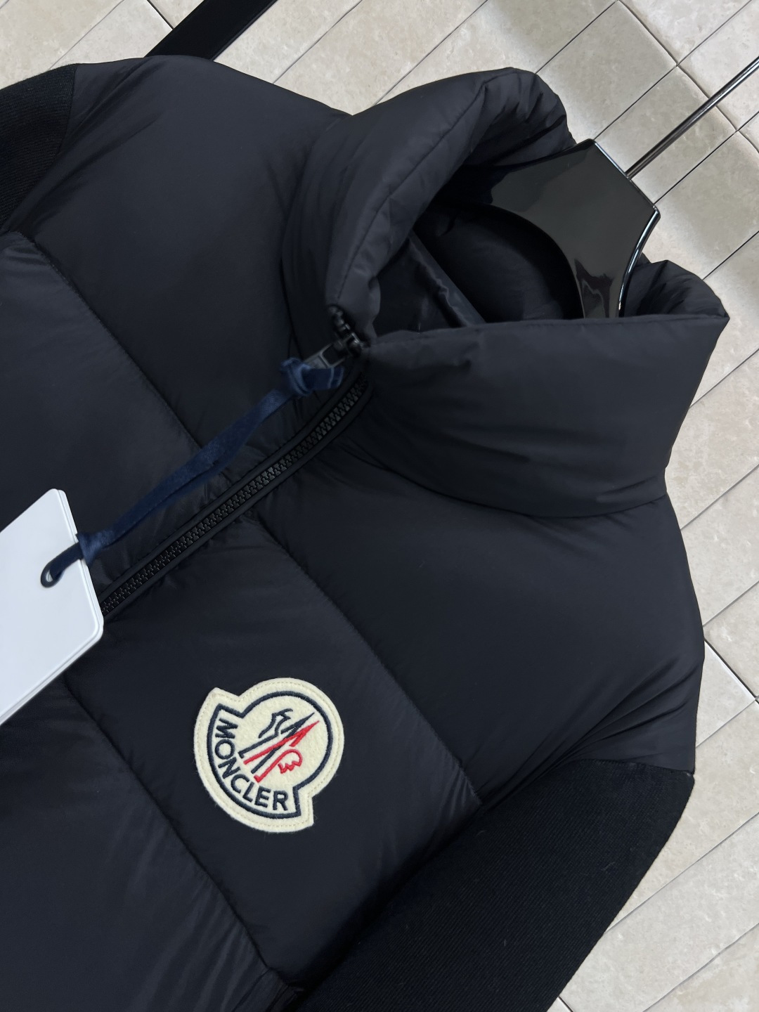 M家 25秋冬新款 针织拼接羽绒外套 针织袖口拼接羽绒衣身设计 柔软舒适又保暖 国标90鹅绒填充 秋冬穿