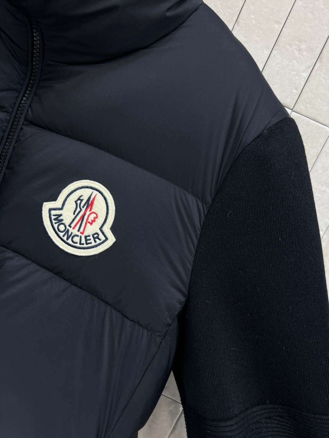 M家 25秋冬新款 针织拼接羽绒外套 针织袖口拼接羽绒衣身设计 柔软舒适又保暖 国标90鹅绒填充 秋冬穿