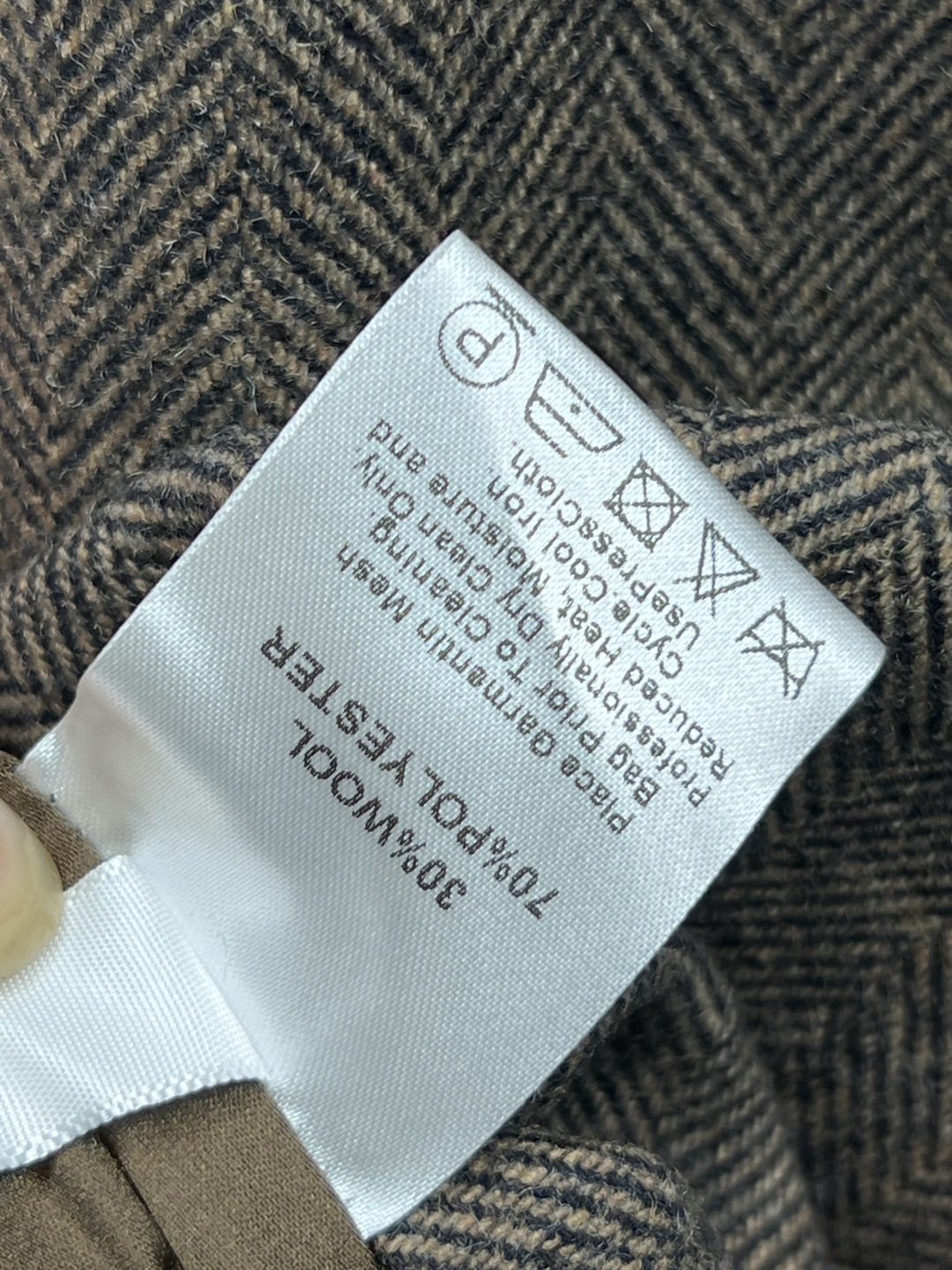 CE家 25秋冬新款 小香风毛呢套装 假两件短款外套+百褶裙 外套领口拼接木耳花边点缀 袖口假两件设计 