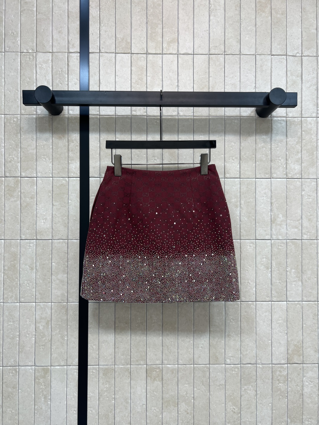 G家 25秋冬新款 双G提花烫钻短裙 定制YB进口双G提花面料 质感高级挺括 绿色和酒红色可选 内衬绗缝