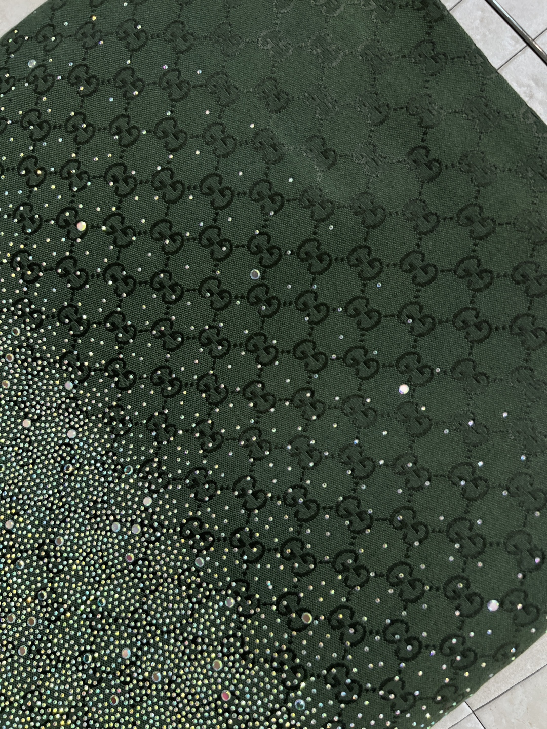 G家 25秋冬新款 双G提花烫钻短裙 定制YB进口双G提花面料 质感高级挺括 绿色和酒红色可选 内衬绗缝