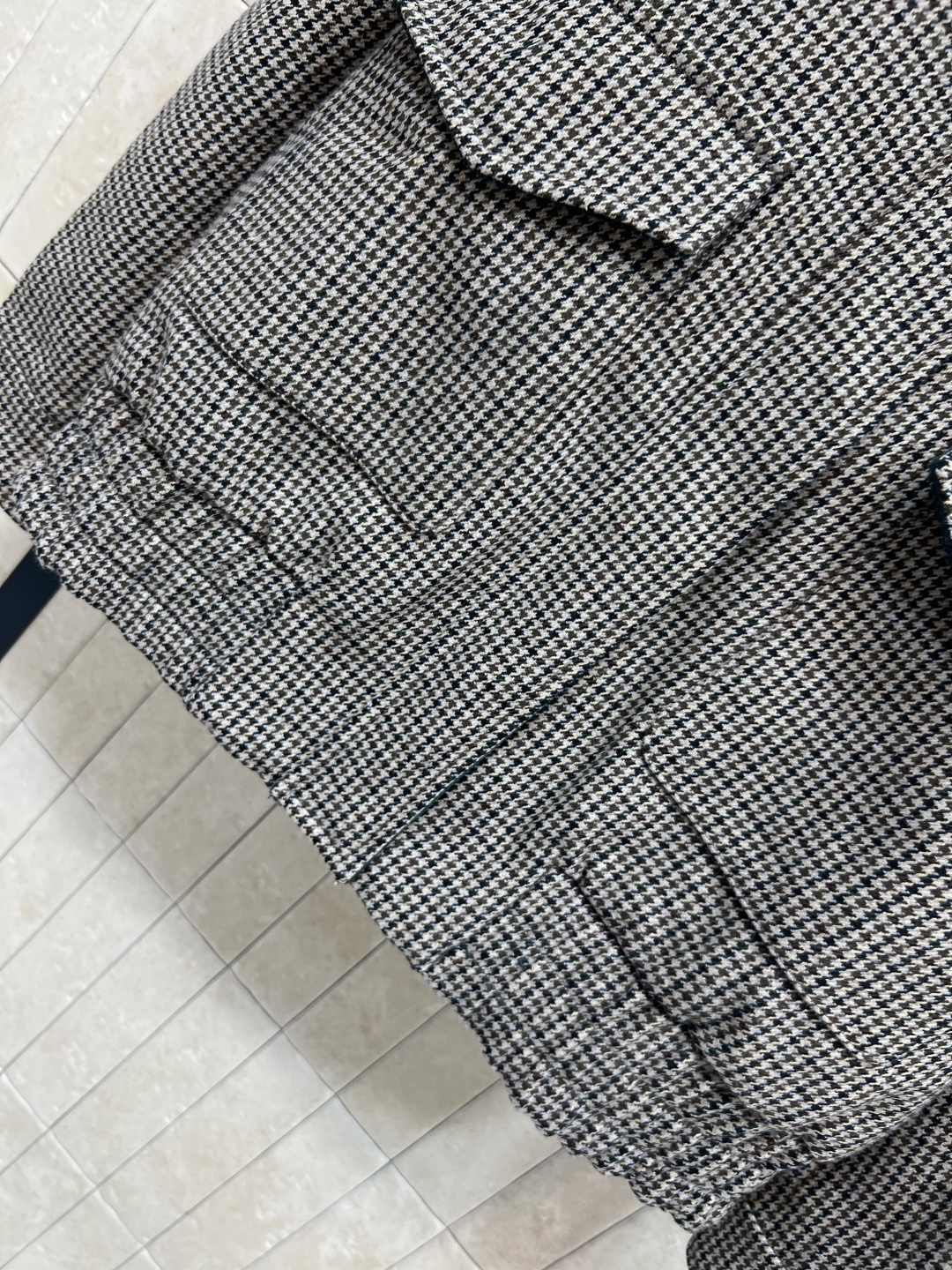 MIu家 25秋冬新款唐嫣同款千鸟格外套 羊毛混纺+夹棉内里 秋冬穿超保暖！墨绿灯芯绒翻领+胸前立体字母