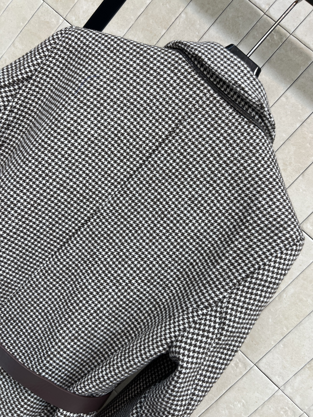 BC家 25秋冬新款 千鸟格西装外套 经典黑白干乌格纹 英伦复古感满满！面料挺括厚实 垂感好不易皱 日常
