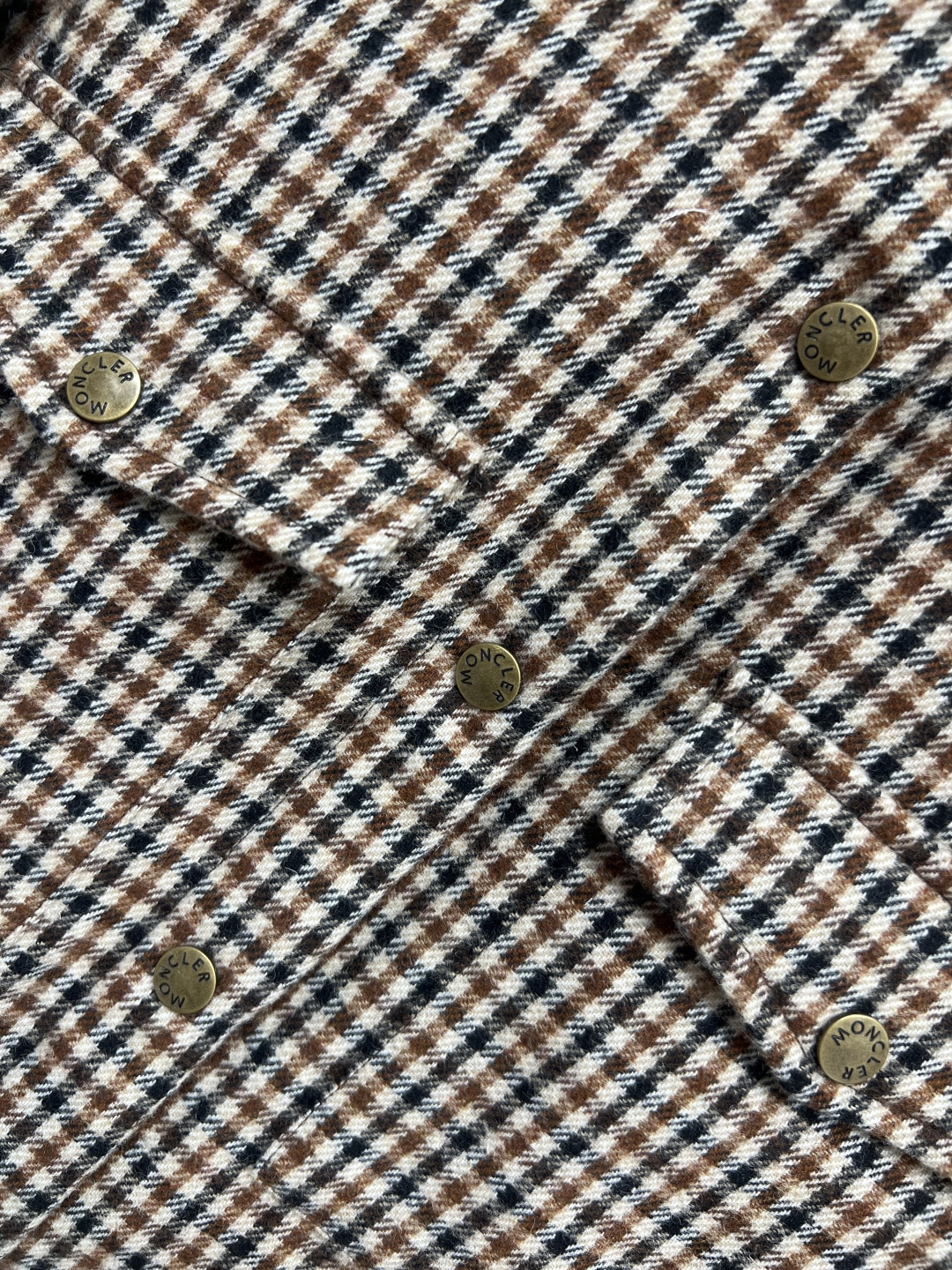 M家 25秋冬新款 千鸟格翻领短款外套 方形剪裁+翻盖大口袋 实用又有型 短款设计超适合搭配高腰裤or裙