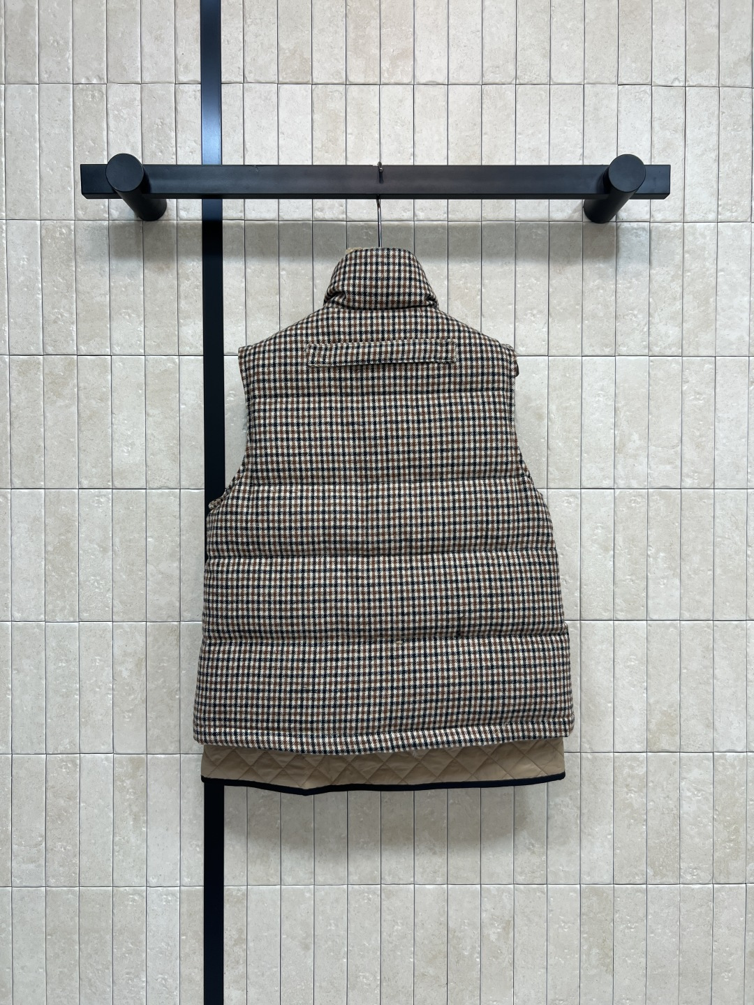 M家 25秋冬新款 千鸟格羽绒马甲 经典千鸟格纹拼接羊羔毛立领设计 复古又时髦 内里高品质羽绒假两件 层