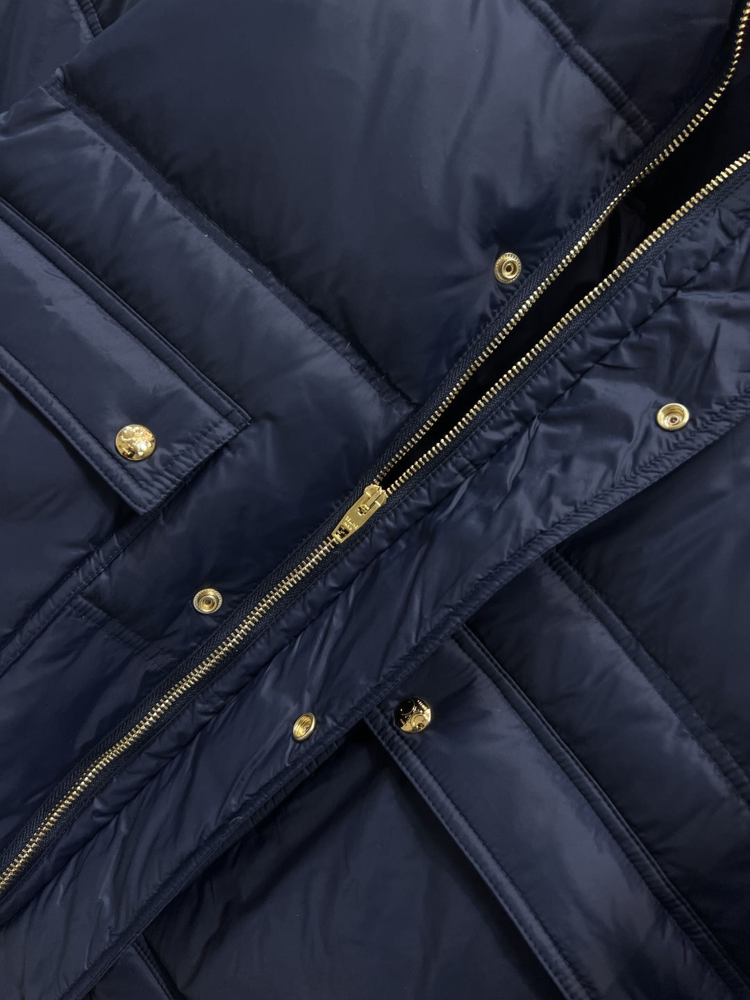 CE家 25秋冬新款 针织立领羽绒服 防水面料 柔软轻薄 三个颜色都很好看 经典面包版型拼接针织螺纹立领