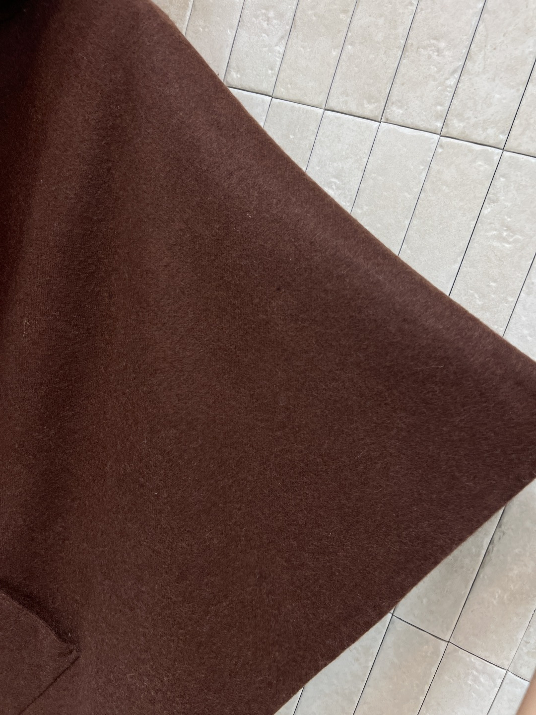 BUR家 25秋冬新款 连帽羊绒斗篷披肩 100%山羊绒 柔软亲肤 秋冬穿超舒服！经典格纹+马术骑士徽标