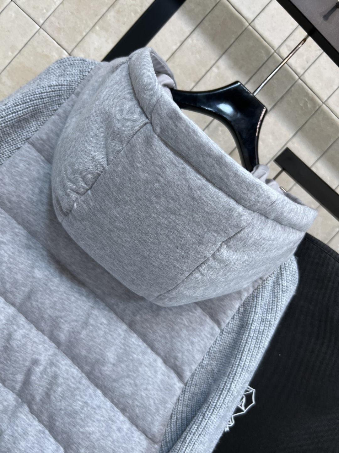 BC家 25秋冬新款 连帽针织袖羽绒服 采用羊毛、羊绒、桑蚕丝混纺针织袖设计 奢华又实用 国标90白鹅绒