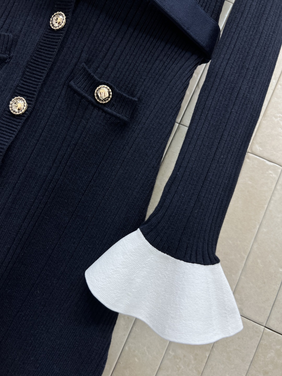 Self 25秋冬新款 藏蓝针织长款连衣裙 秋冬穿超舒服！立领+金色纽扣+腰带 复古小香风感满满 袖口白