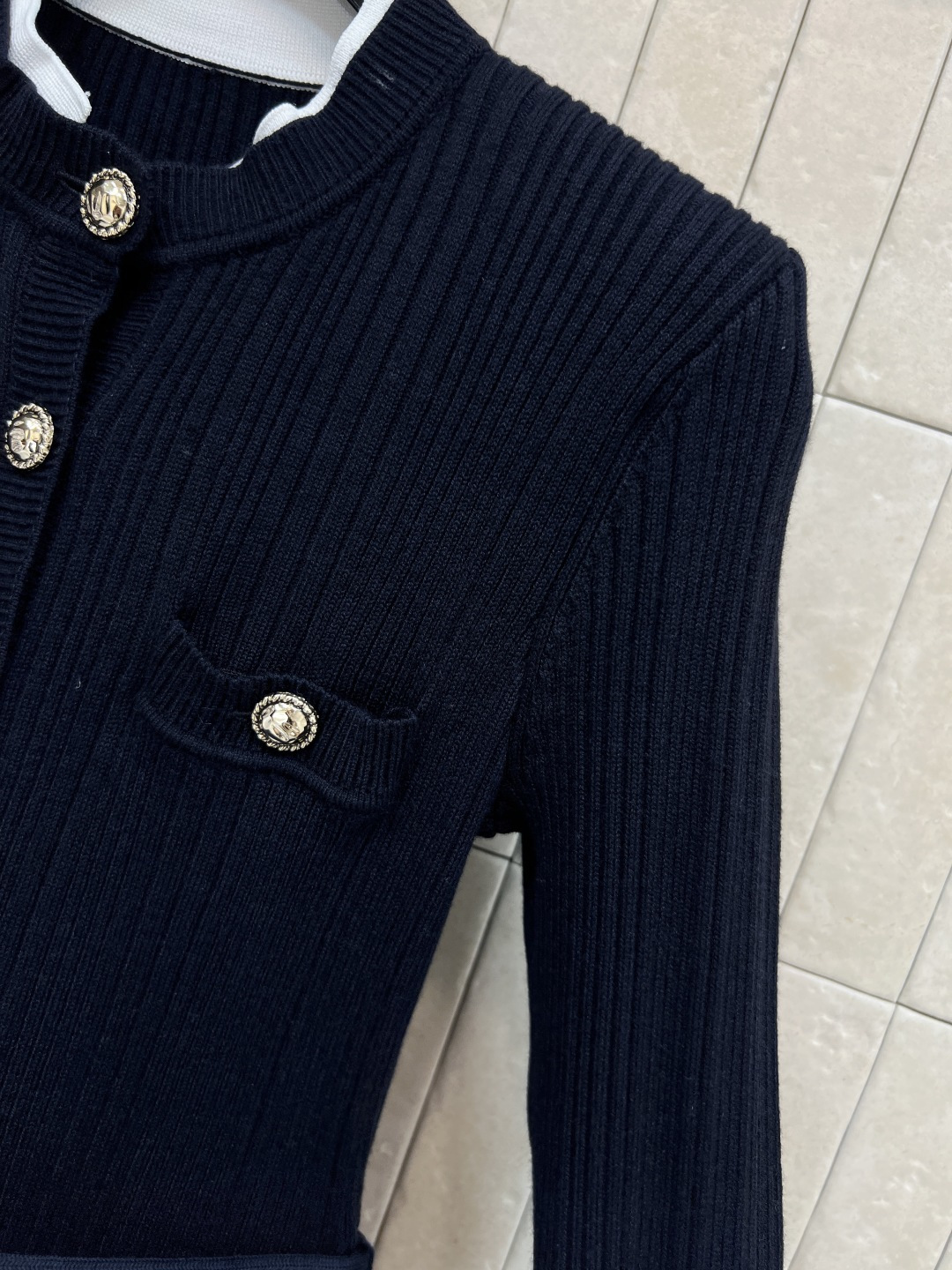 Self 25秋冬新款 藏蓝针织长款连衣裙 秋冬穿超舒服！立领+金色纽扣+腰带 复古小香风感满满 袖口白