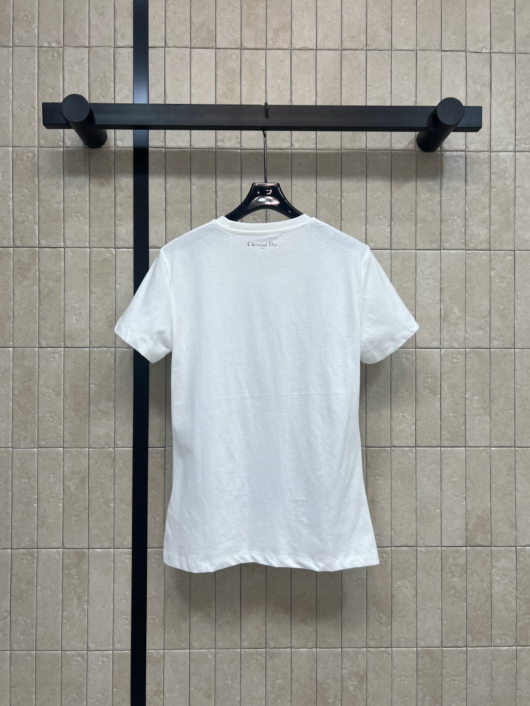 D家 26早春新款 复古建筑图案印花T恤 春夏穿超合适！白色底+复古建筑印花 法式优雅氛围感拉满 经典的