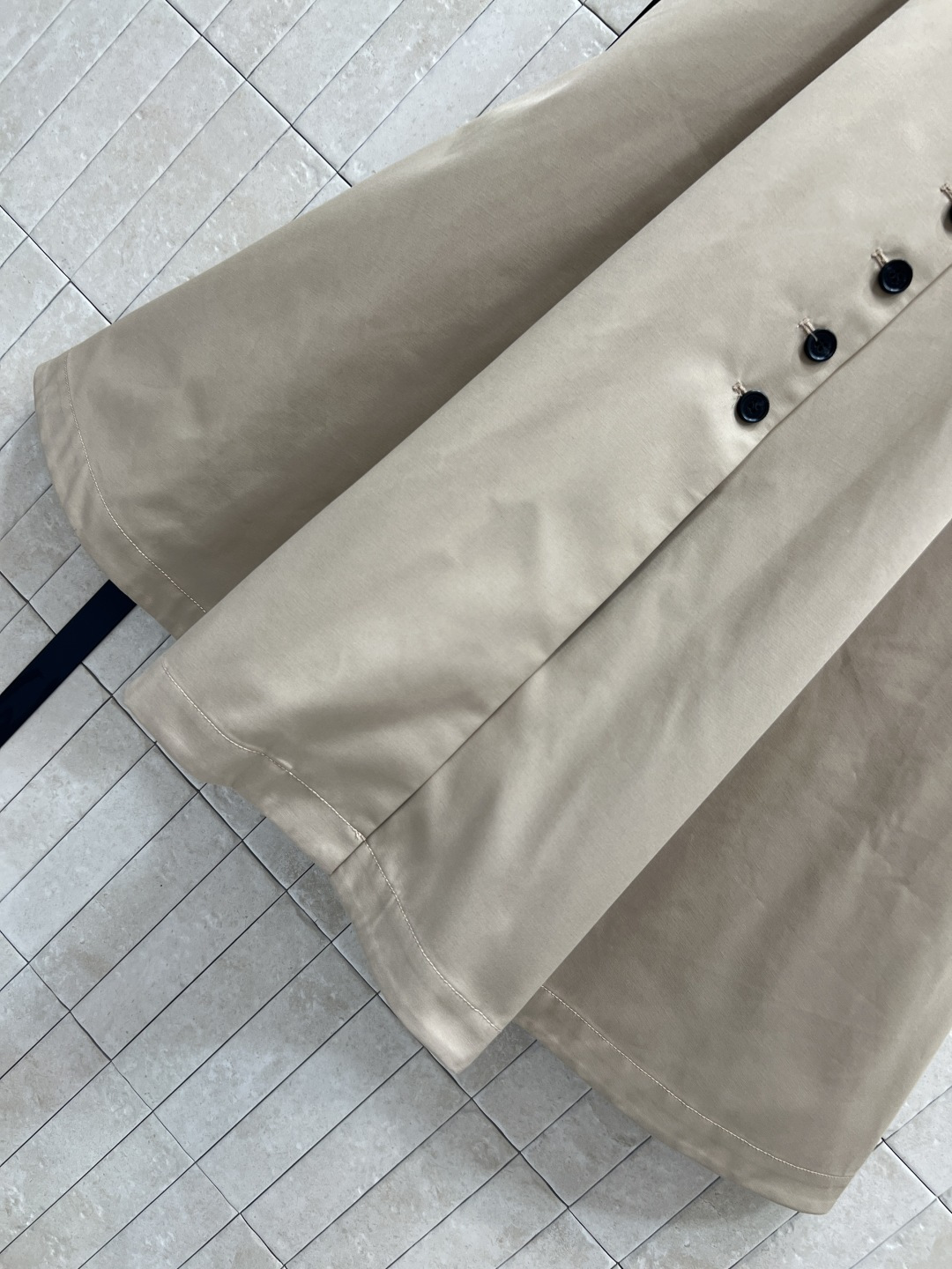 D家 26早春新款 立领条纹学院风连衣裙 简约又正式 短袖+白色条纹点缀 满满校园感！立领和袖口海军风条