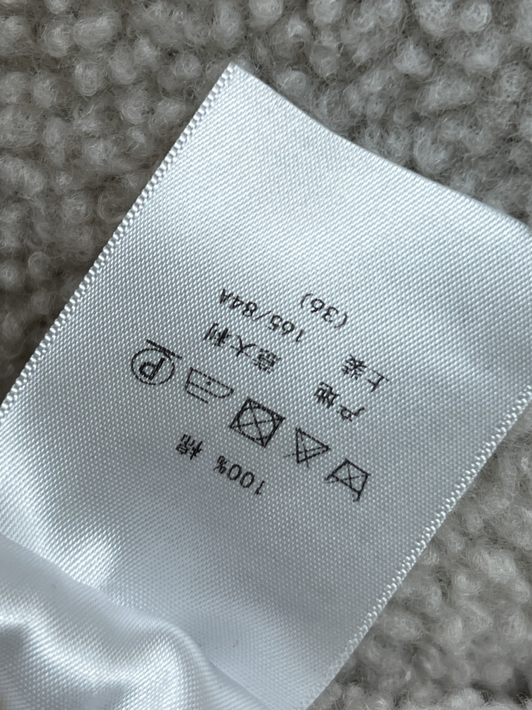 D家 25秋冬新款 羊羔绒牛仔外套 深色牛仔 +羊羔绒内衬保暖又有型！连帽设计超实用 定制logo金属纽