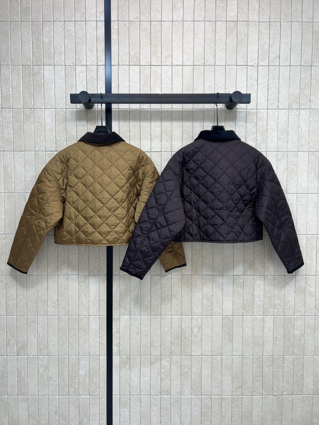 PD家 25秋冬新款 菱格灯芯绒领短款棉服 经典菱形绗缝+灯芯绒衣领 复古又时髦！全棉填充 保暖力满分 