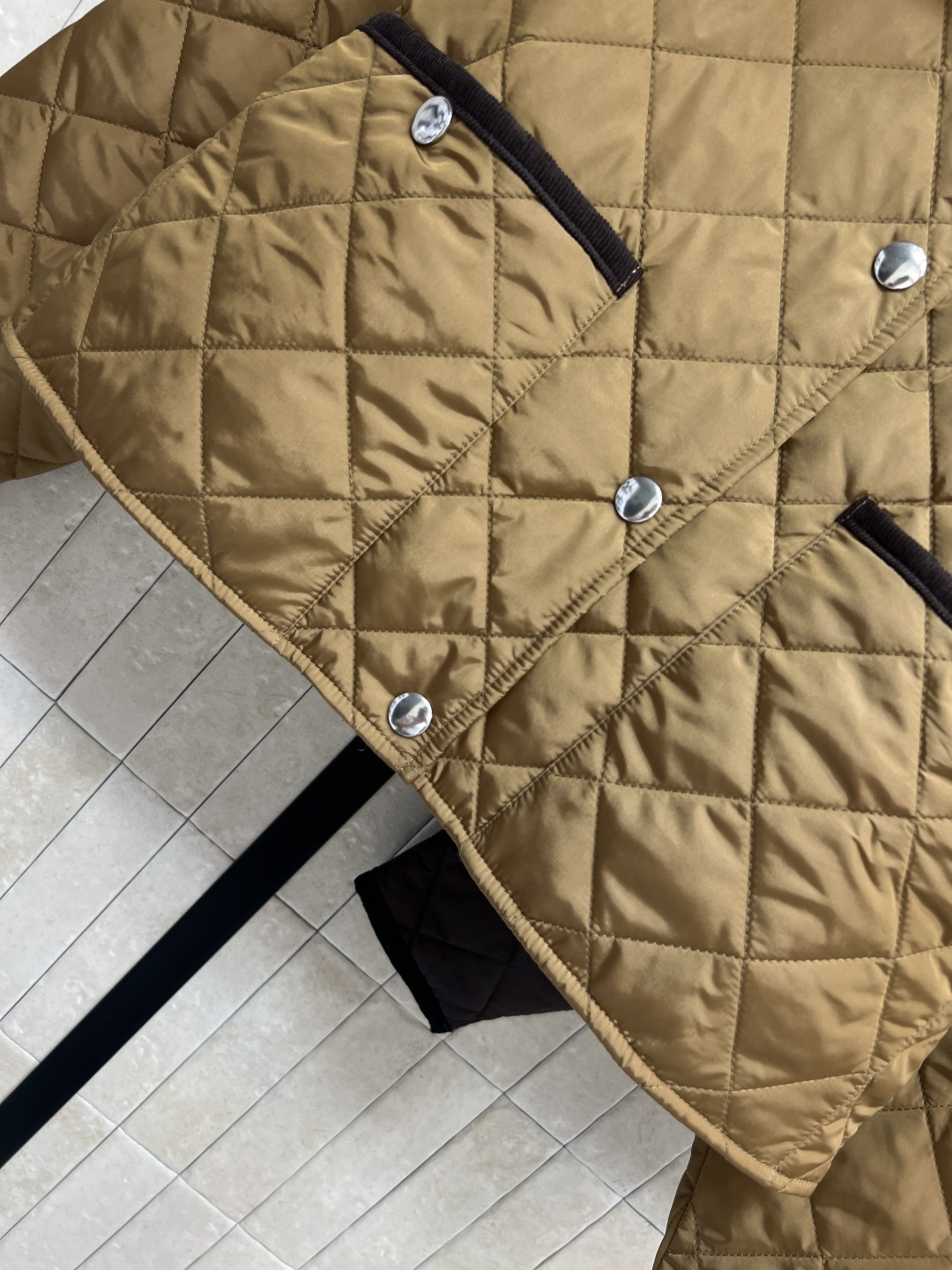 PD家 25秋冬新款 菱格灯芯绒领短款棉服 经典菱形绗缝+灯芯绒衣领 复古又时髦！全棉填充 保暖力满分 