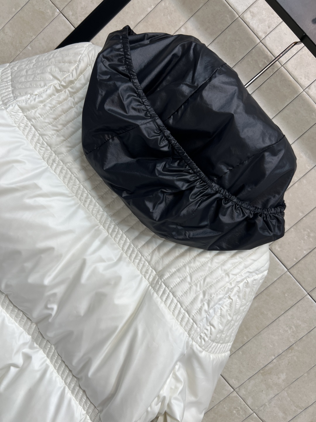 M家 25秋冬新款 滑雪羽绒服 国标90鹅绒填充 保暖力满分！外层防风防水 内里舒适 双层结构应对剧烈温