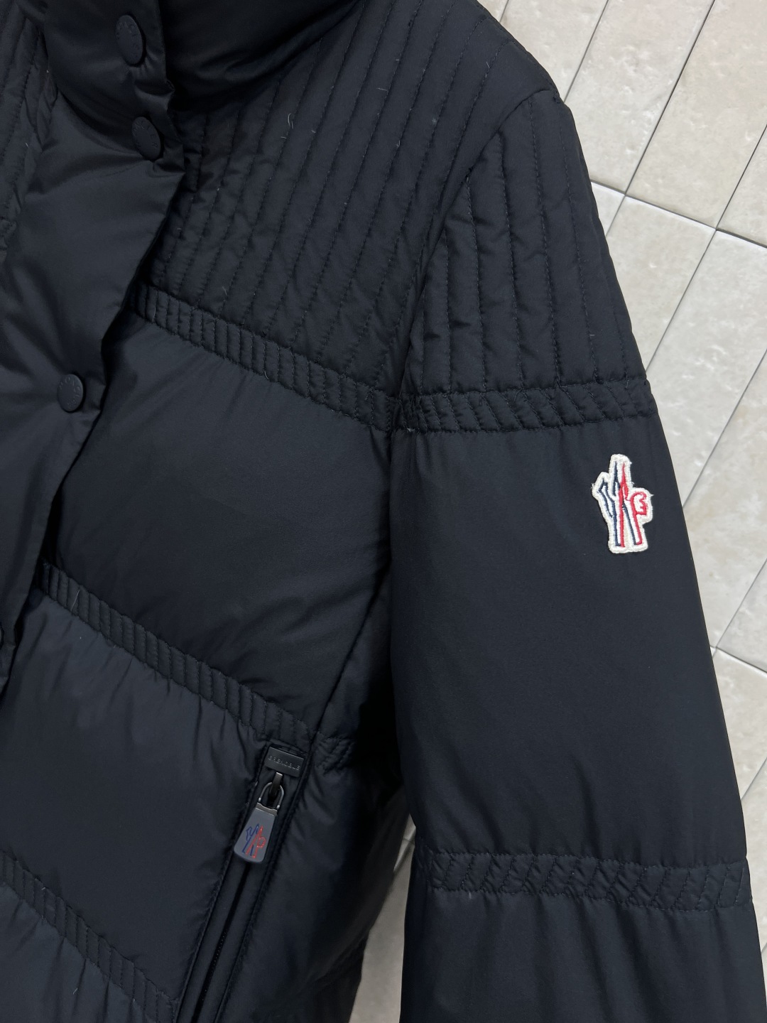 M家 25秋冬新款 滑雪羽绒服 国标90鹅绒填充 保暖力满分！外层防风防水 内里舒适 双层结构应对剧烈温