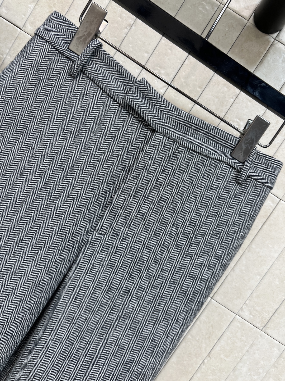 MIU家 25秋冬新款 人字纹羊毛夹克外套 +裤脚开叉裤套装 质地柔软有垂感 秋冬穿超舒服！通勤休闲都能