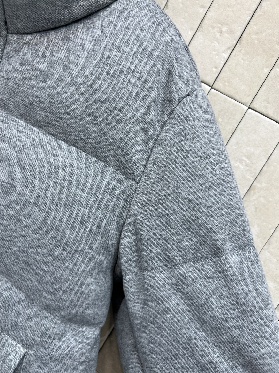 lp🌹 25秋冬新款 针织连帽立领羽绒服 简约设计+高品质面料 国标90鸭绒填充 保暖力满分！触感舒适又