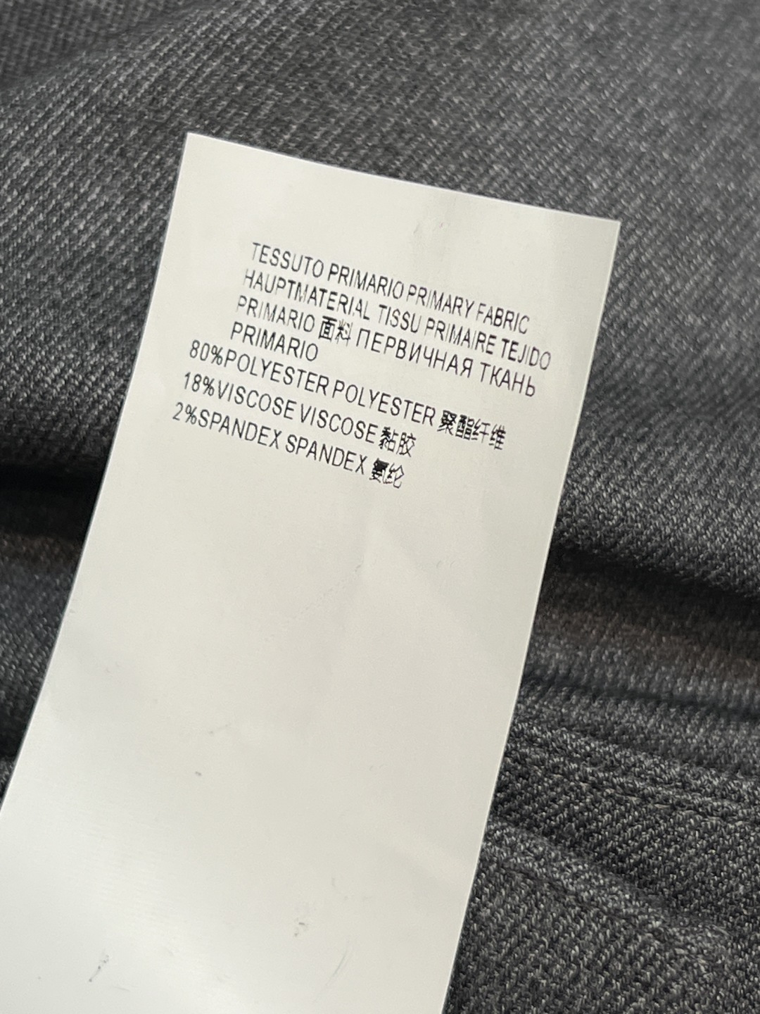 25秋冬新款 腰带压褶西装长裤 简约高级的清冷色系 超级适合日常通勤 很有feel的一款西裤 精巧的剪裁