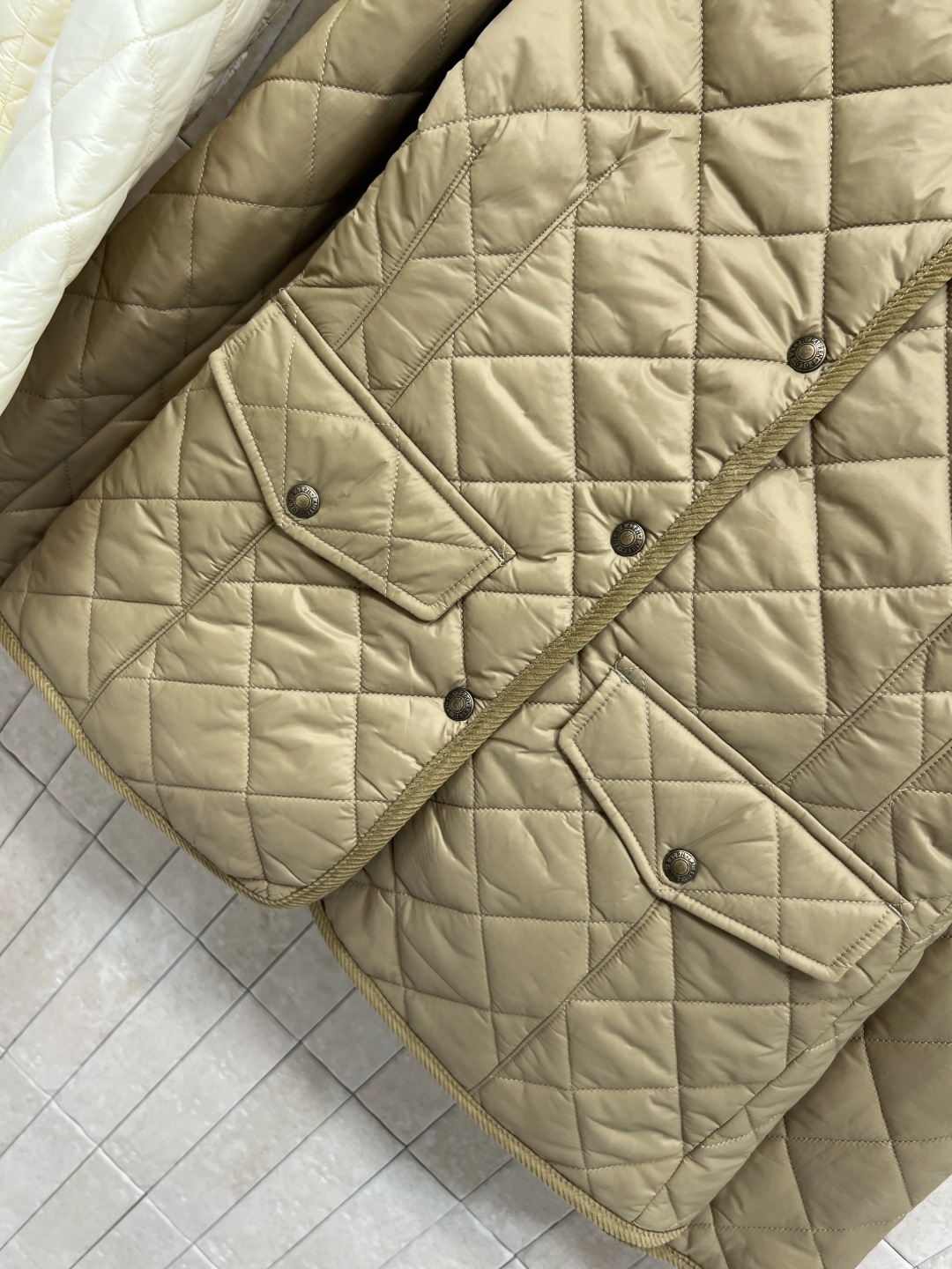 拉夫劳伦 25秋冬新款 立领菱格绗缝棉服 经典菱形格纹+小马刺绣 辨识度超高！轻薄夹棉材质 初冬穿刚刚好