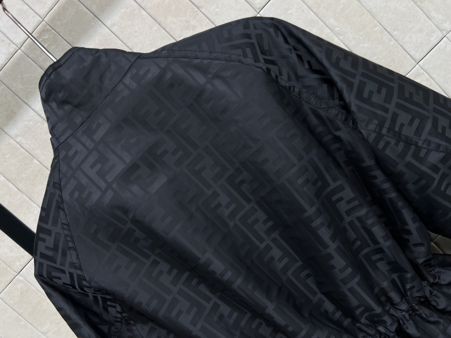 FD家 25秋冬新款 FF提花立领风衣夹克外套 经典FF老花图案 品牌辨识度超高 高品质面料 兼具挺括与