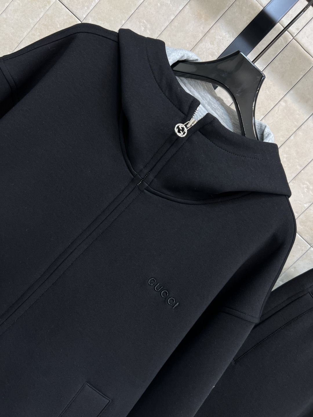 C家 25秋冬新款 连帽拉链卫衣外套+高腰阔腿裤 休闲套装 简约设计 棉质面料亲肤柔软 抗起球抗掉色 男