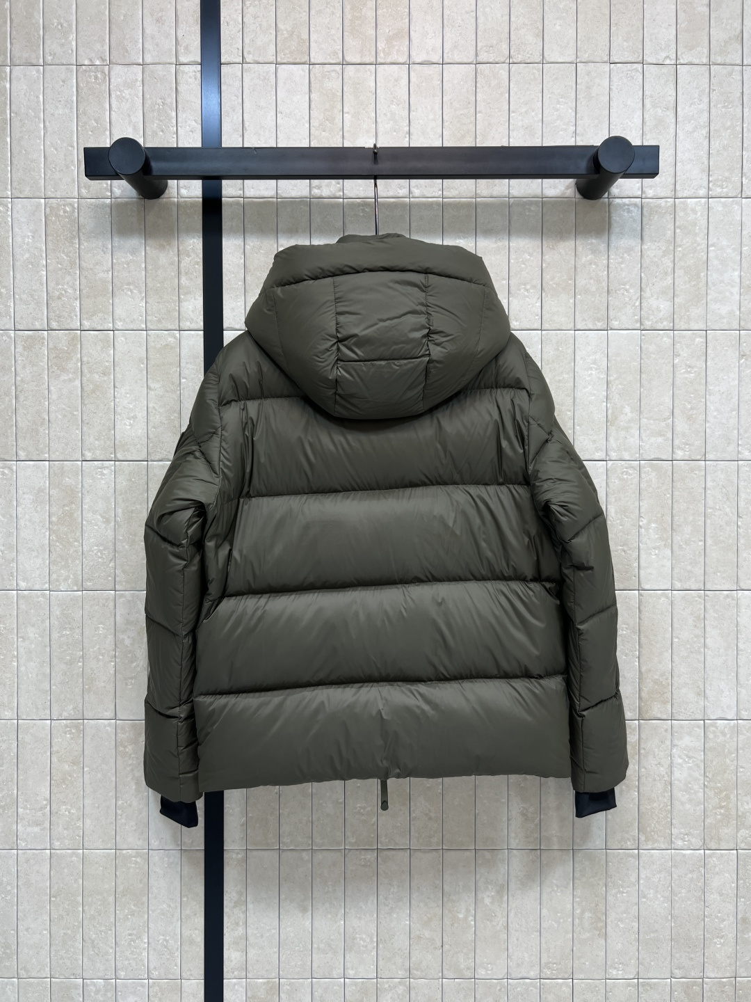 BUR家 25秋冬新款 滑雪系列连帽面包羽绒服 国标90灰鹅绒填充 高蓬松度 保暖力满分！提花字母的挡风