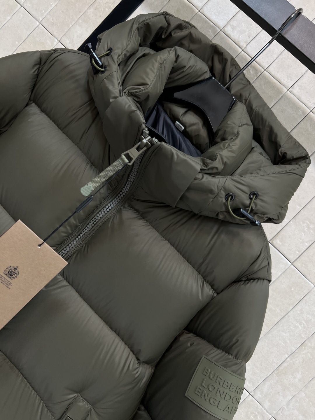 BUR家 25秋冬新款 滑雪系列连帽面包羽绒服 国标90灰鹅绒填充 高蓬松度 保暖力满分！提花字母的挡风