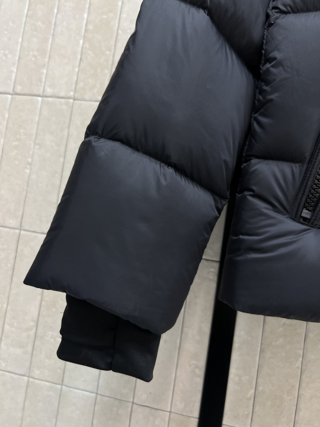 BUR家 25秋冬新款 滑雪系列连帽面包羽绒服 国标90灰鹅绒填充 高蓬松度 保暖力满分！提花字母的挡风