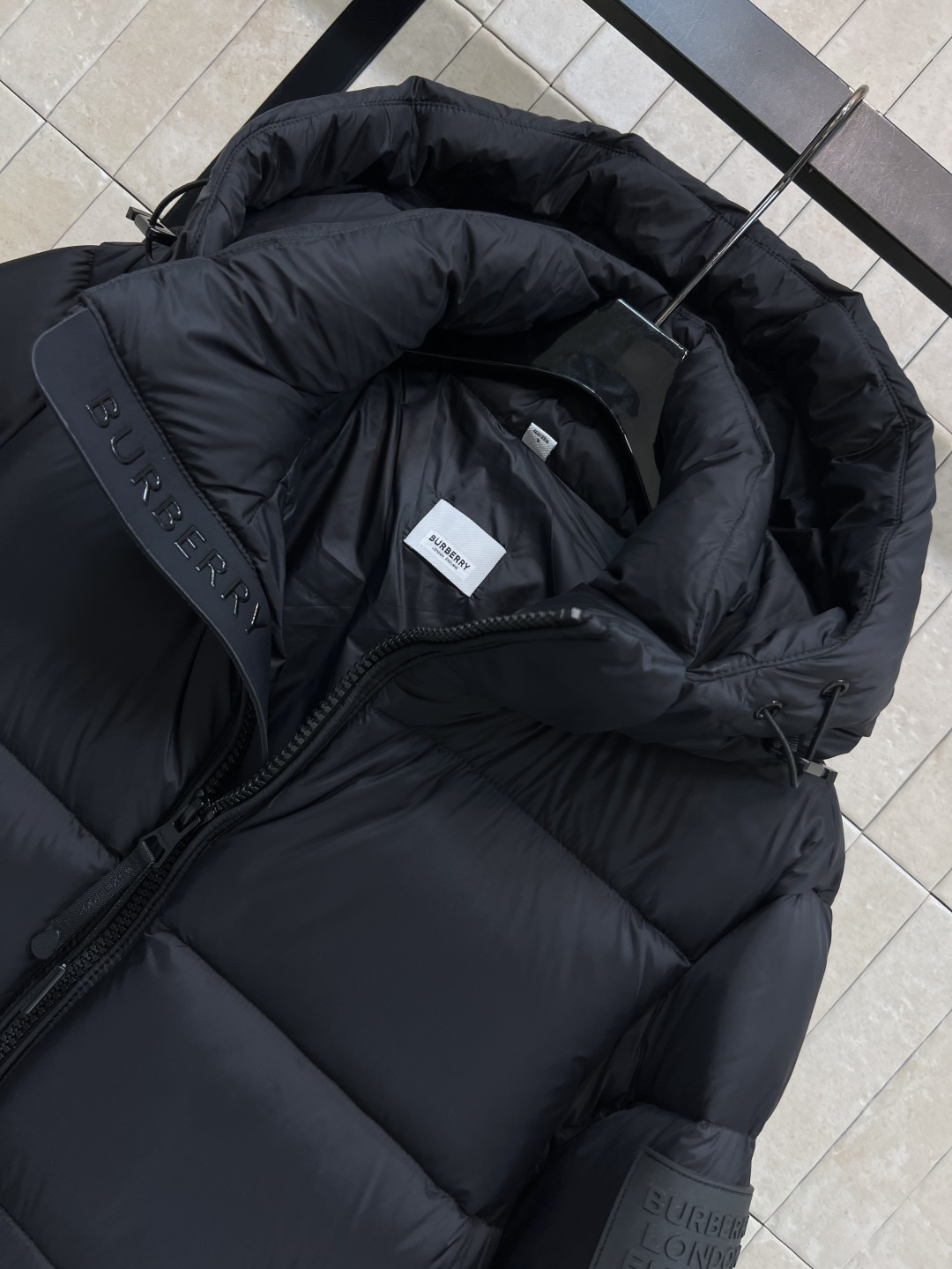 BUR家 25秋冬新款 滑雪系列连帽面包羽绒服 国标90灰鹅绒填充 高蓬松度 保暖力满分！提花字母的挡风