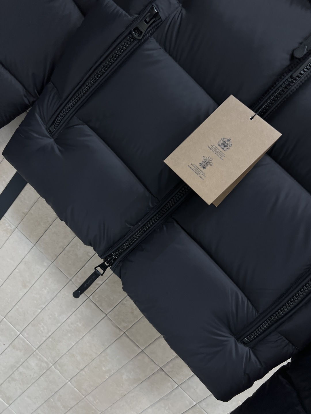 BUR家 25秋冬新款 滑雪系列连帽面包羽绒服 国标90灰鹅绒填充 高蓬松度 保暖力满分！提花字母的挡风