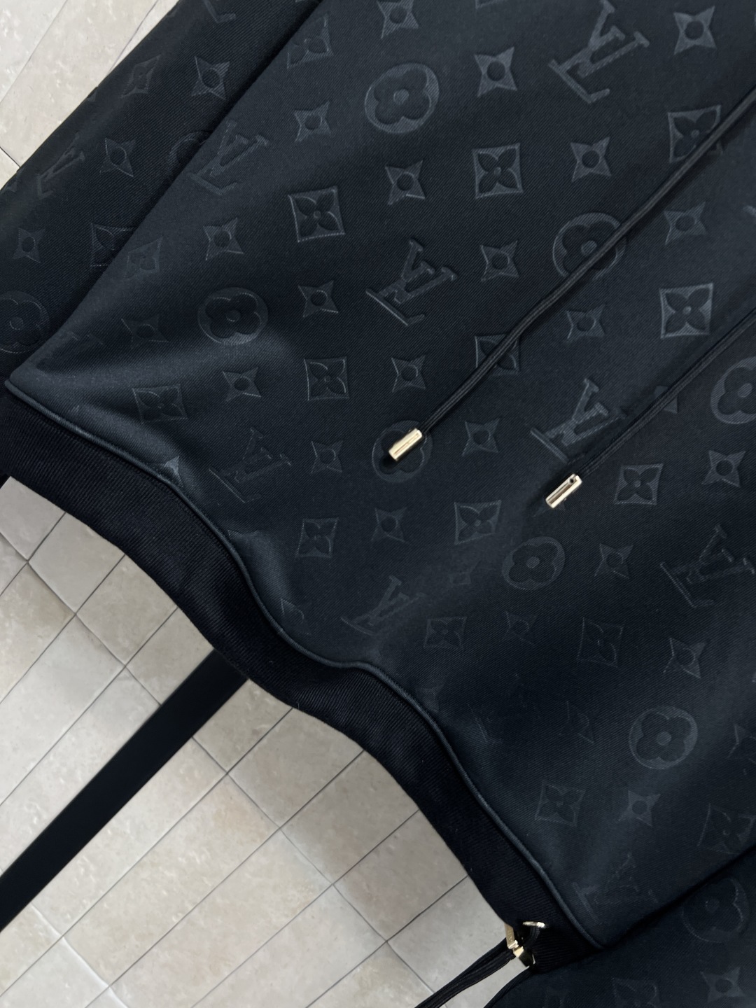 L家 25秋冬新款 老花休闲套装 连帽卫衣外套搭配束脚慢跑裤一套上身帅气拉风 美式运动风减龄又百搭 原版