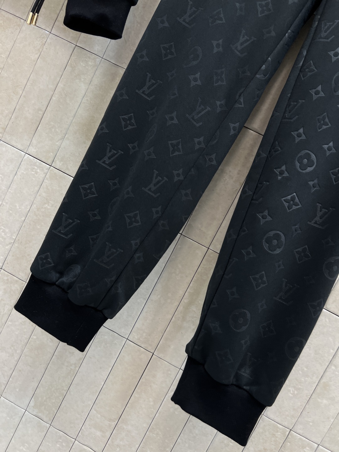 L家 25秋冬新款 老花休闲套装 连帽卫衣外套搭配束脚慢跑裤一套上身帅气拉风 美式运动风减龄又百搭 原版