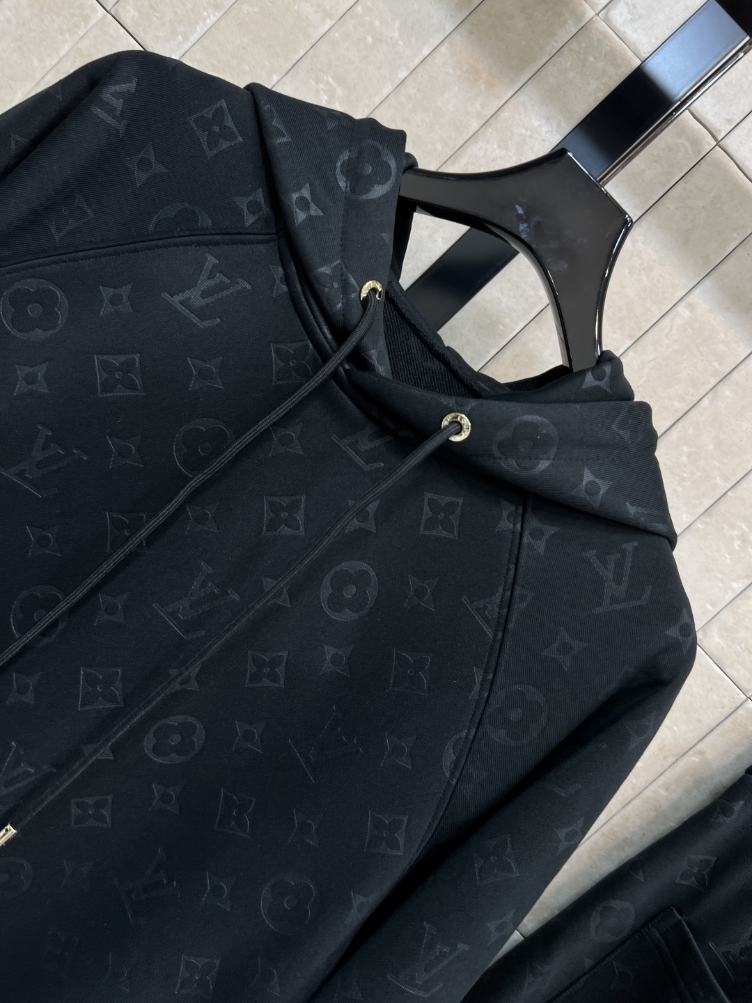 L家 25秋冬新款 老花休闲套装 连帽卫衣外套搭配束脚慢跑裤一套上身帅气拉风 美式运动风减龄又百搭 原版