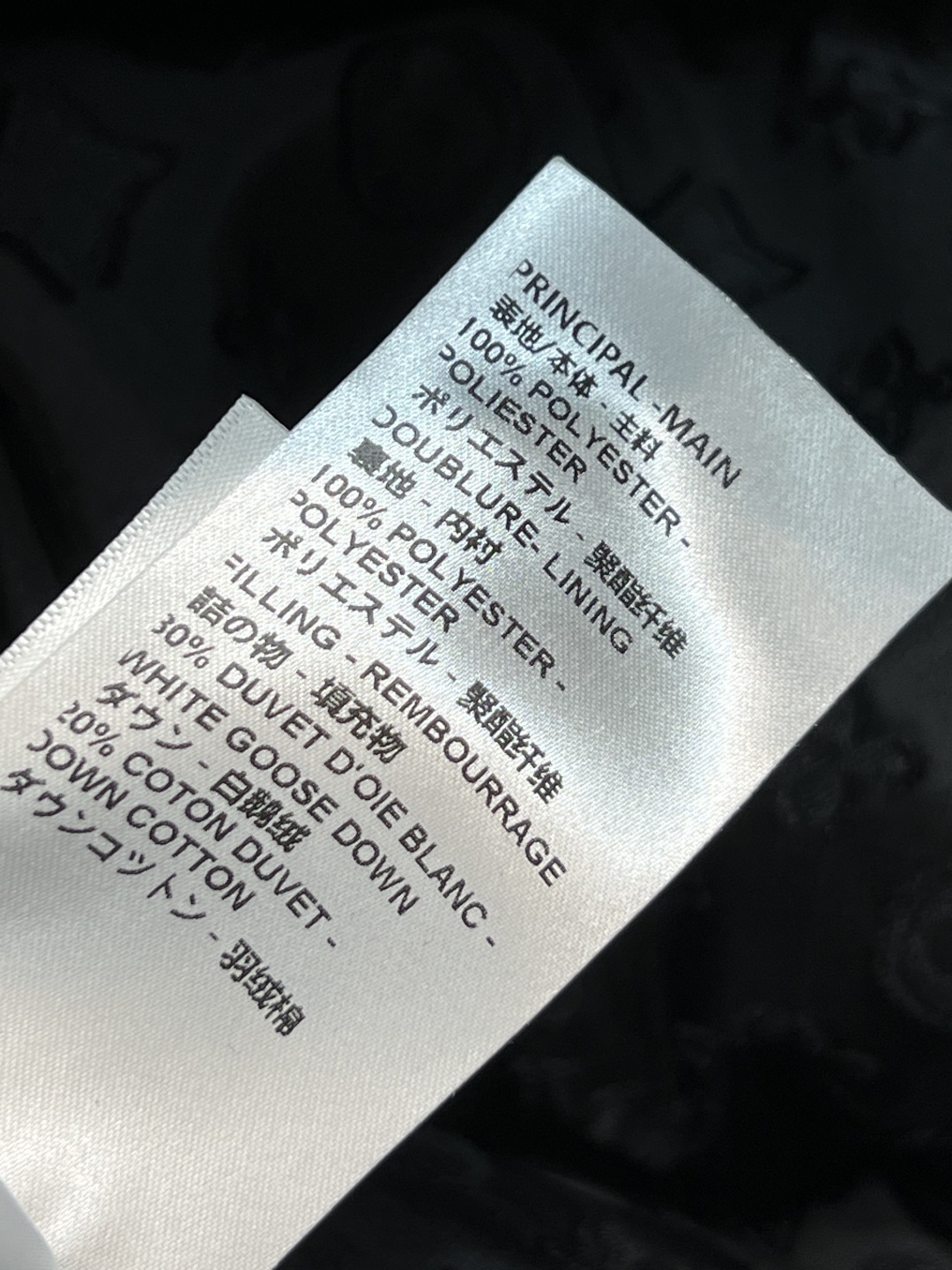 L家 25秋冬新款 连帽短款植绒老花羽绒服 短款面包羽绒服 精致小巧 小个子也 能轻松驾驭 上身巨显高级