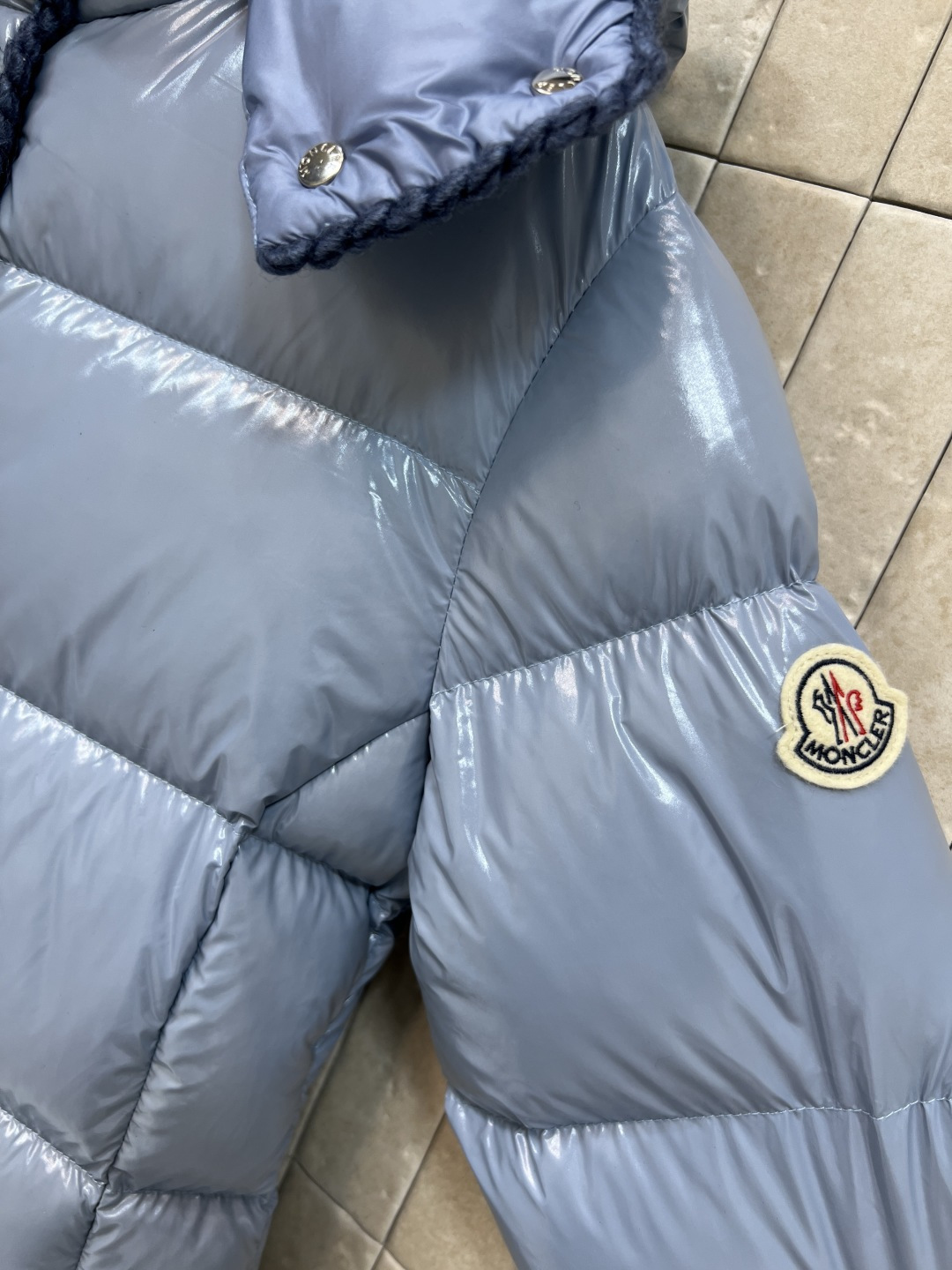 M家 25秋冬新款 编织饰边连帽羽绒服 可拆卸连帽立领面包版型 上身轻松拉长视觉比例 无敌显瘦显高 对于