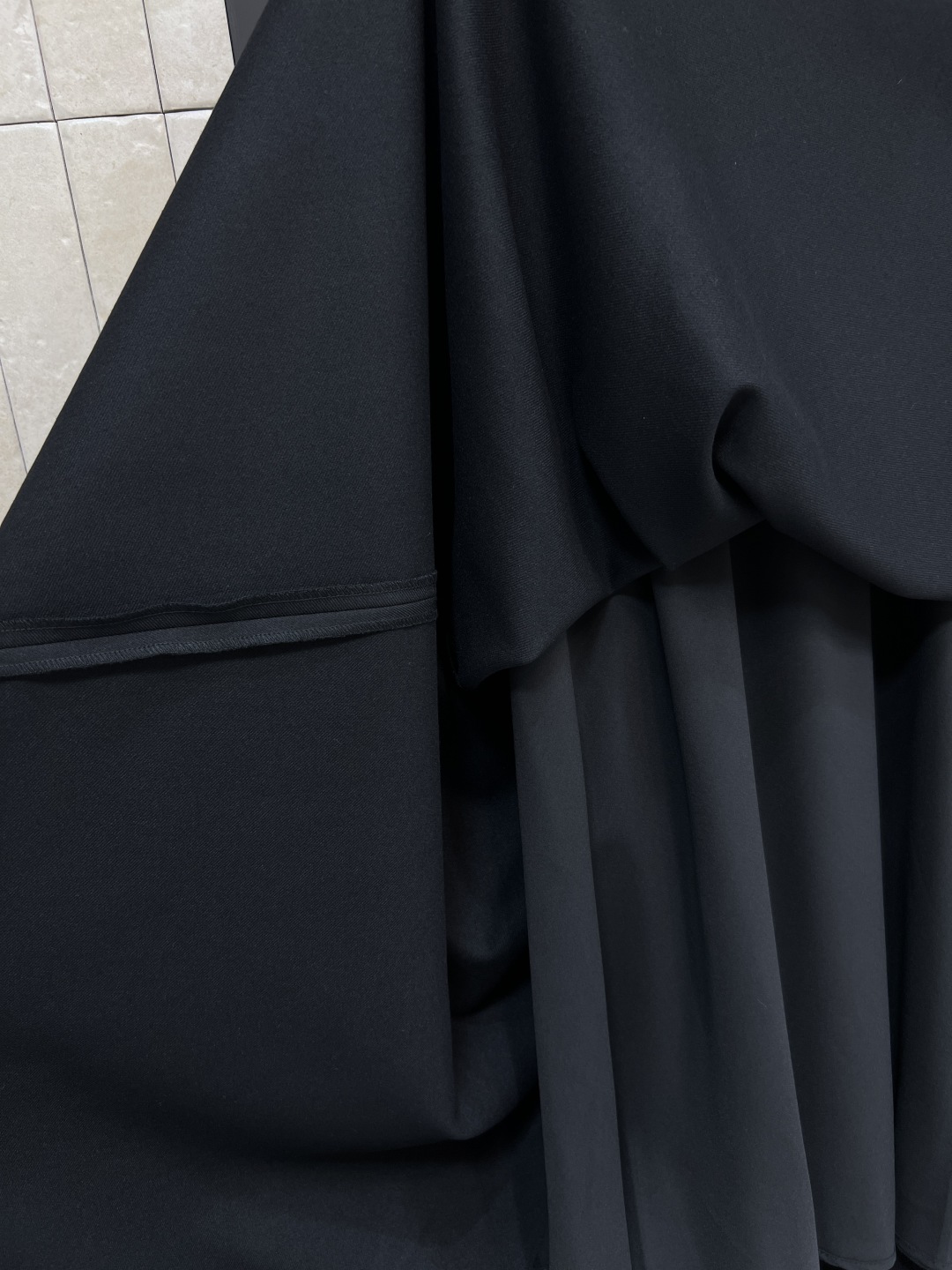 D家25秋冬新款 翻领收腰西装外套+高腰半身裙 一套搭配满分的气质感 不管是逛街聚会或者OL上班族 这一