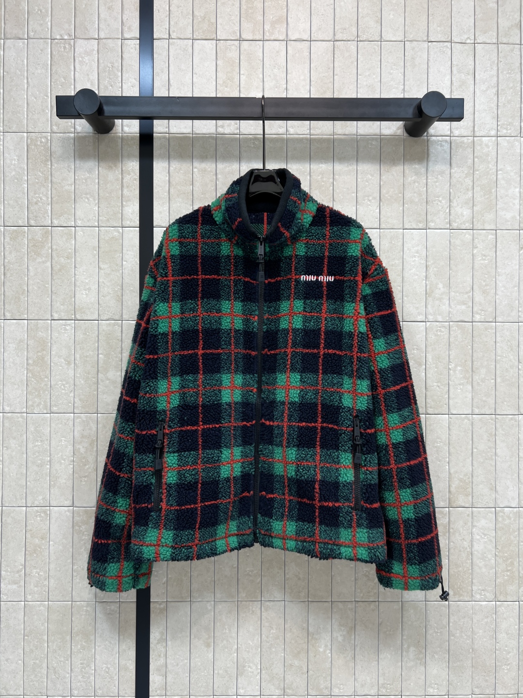 MIU家 25秋冬新款 格子羊羔毛立领外套 超赞质感 柔软的手感 舒适的面料 复古绿格子羊羔毛 下半身随