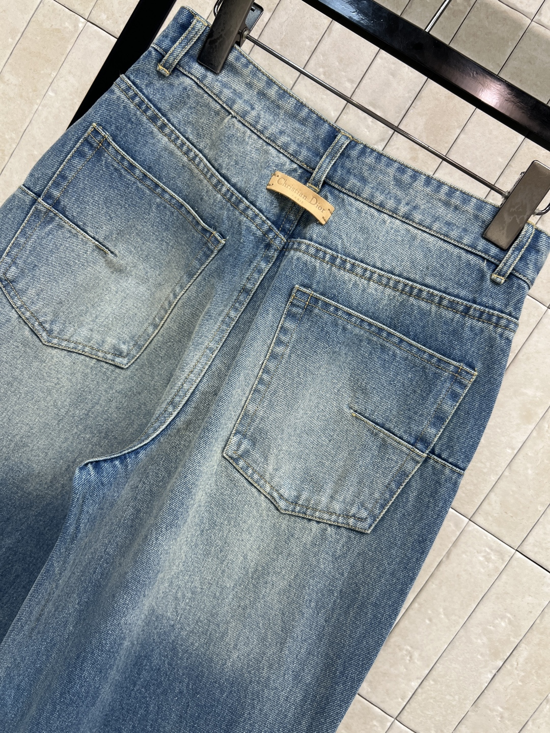 D家 26早春新款 牛仔内提花高腰阔腿裤 原版定制字母牛仔洗水面料 宽松阔腿设计 垂感好又柔软 春夏秋都