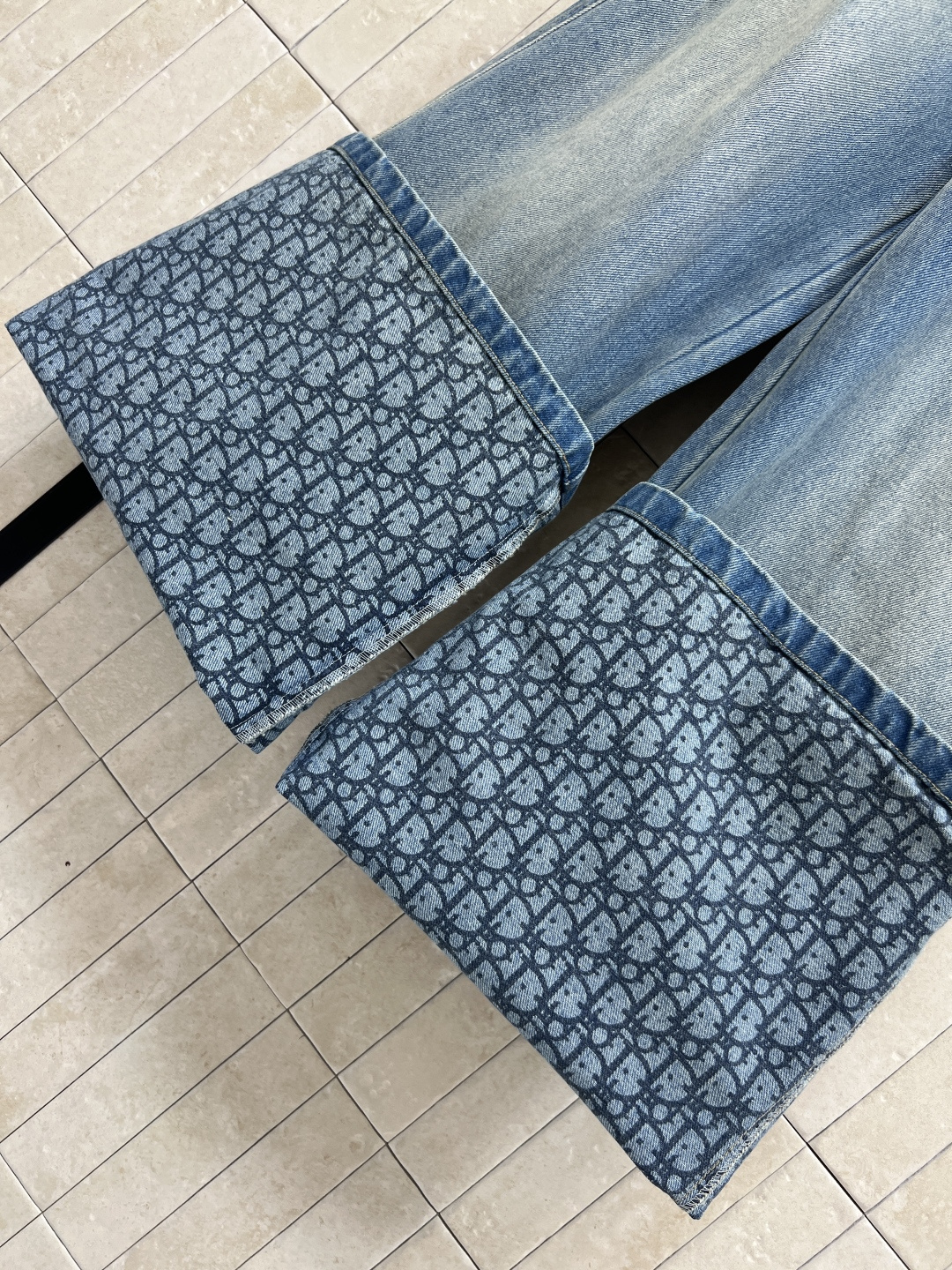 D家 26早春新款 牛仔内提花高腰阔腿裤 原版定制字母牛仔洗水面料 宽松阔腿设计 垂感好又柔软 春夏秋都