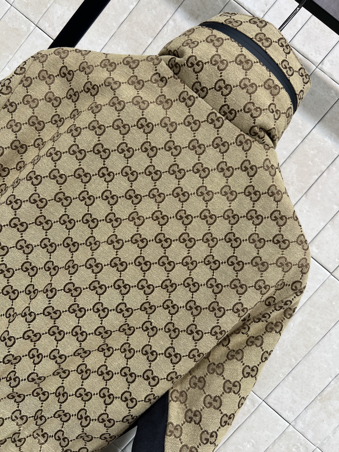 G家 25秋冬新款 双G提花连帽高领滑雪夹克 经典双G老花+黑色拼接 辨识度超高！高性能面料 保暖又防风